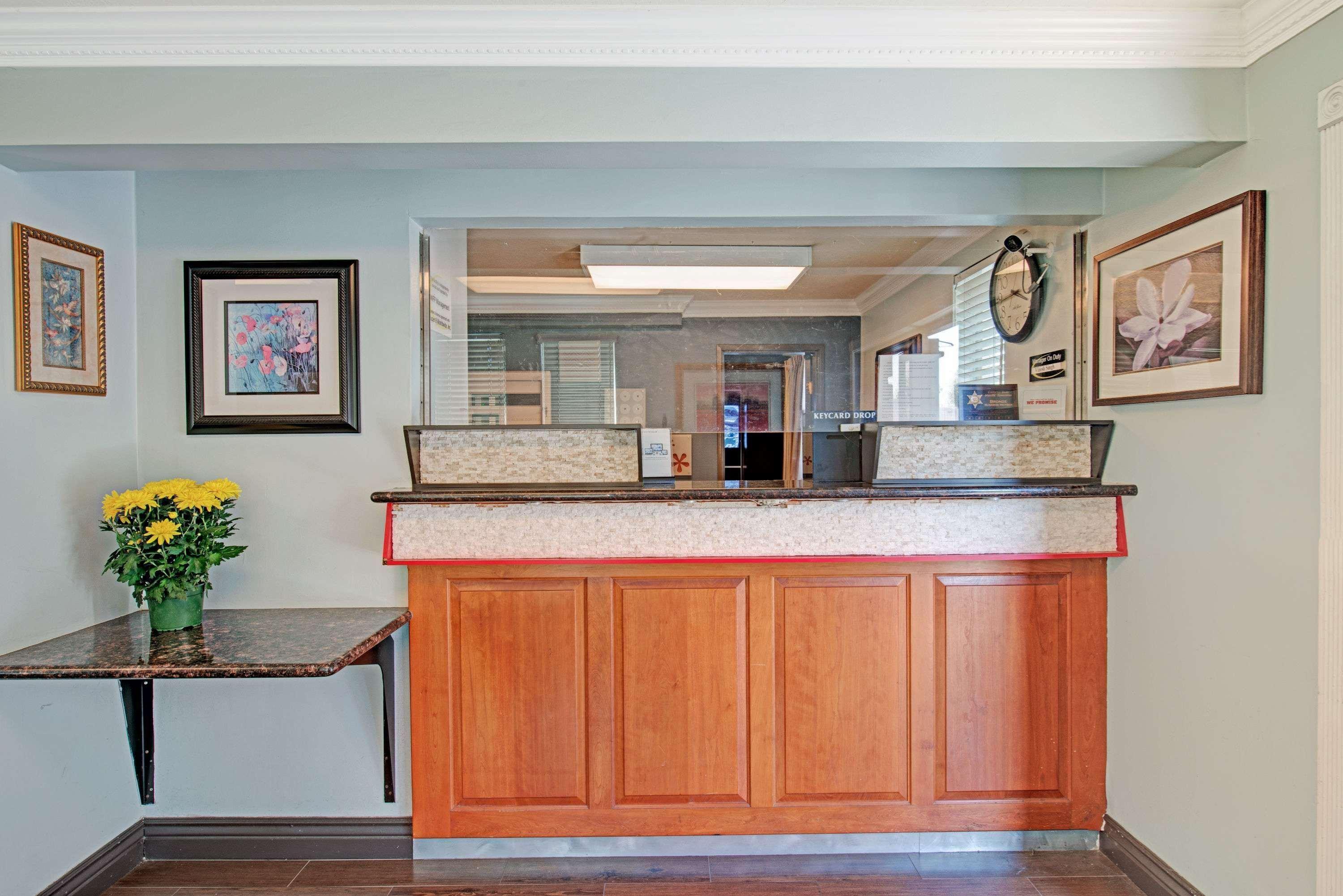 Super 8 By Wyndham Sacramento/florin Rd Freeport