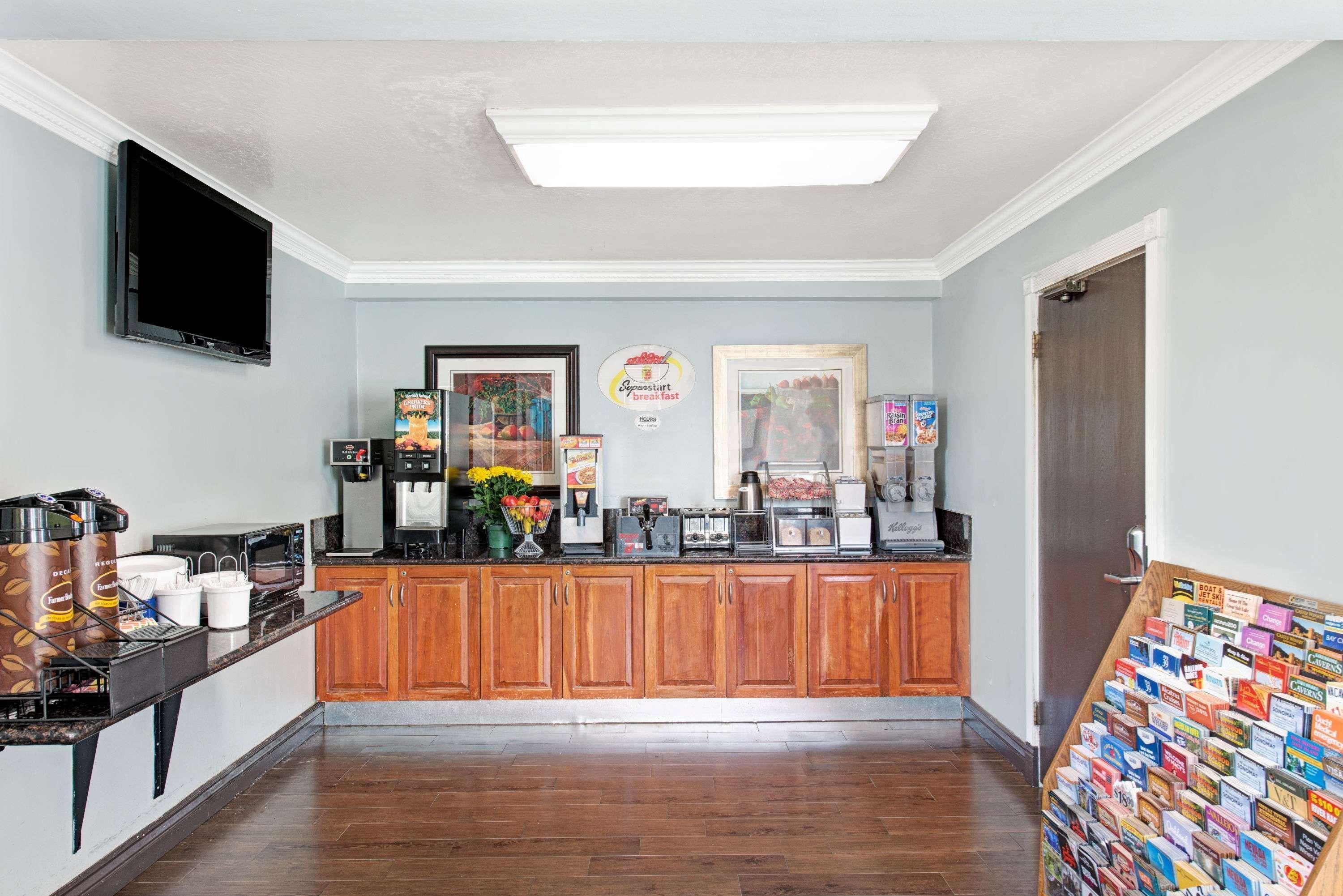 Super 8 By Wyndham Sacramento/florin Rd Hotel