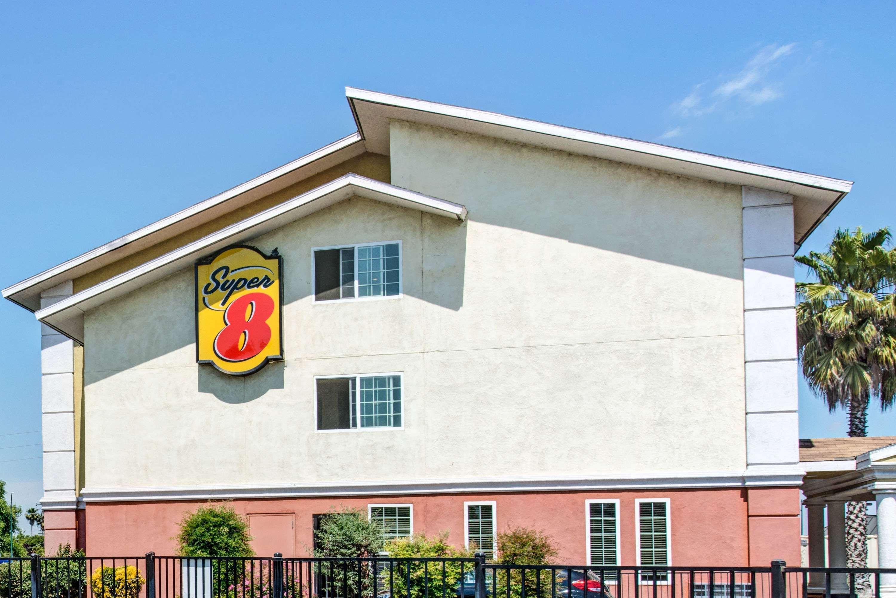 Super 8 By Wyndham Sacramento/florin Rd Hotel 2*