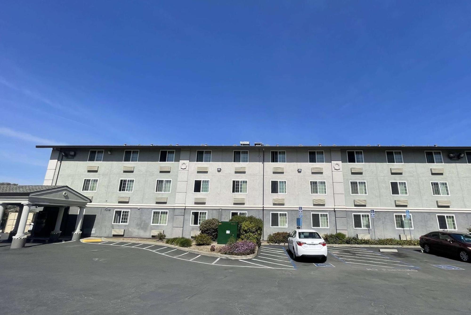 Super 8 By Wyndham Sacramento/florin Rd Hotel 2*