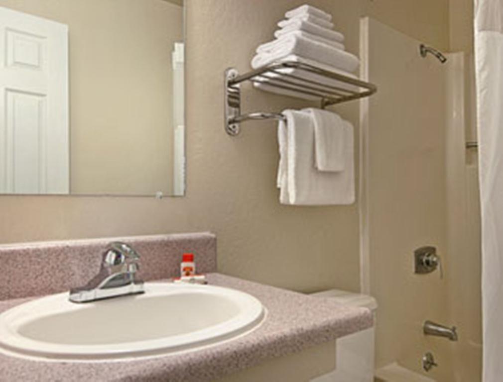 Hotel Super 8 By Wyndham Sacramento/florin Rd Freeport